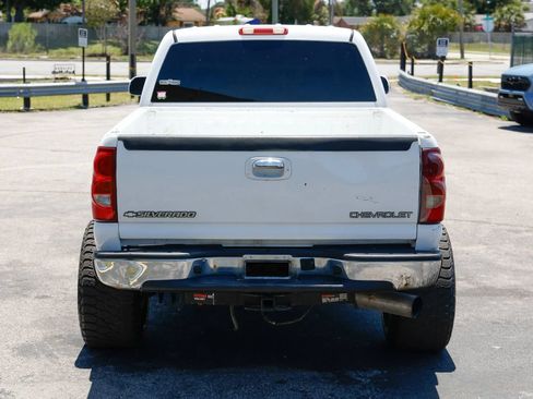 Used 2003 Chevrolet Silverado 2500 LT AWD/4WD image 5