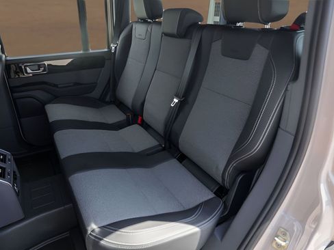Used 2024 INEOS Grenadier AWD/4WD image 23