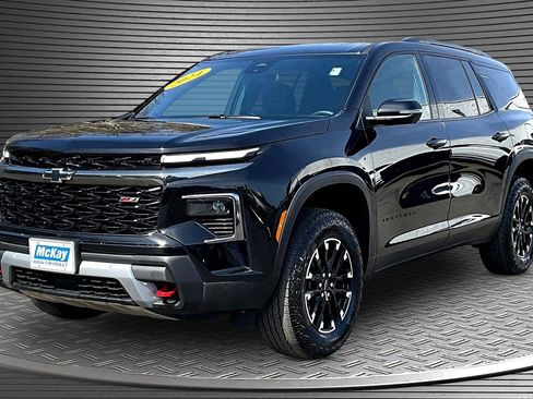 Used 2024 Chevrolet Traverse Z71 w/ LPO, Floor Liner Package image 3