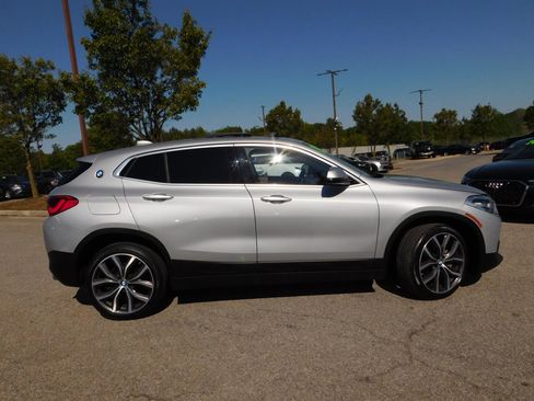 Used 2018 BMW X2 xDrive28i w/ Convenience Package AWD/4WD image 3