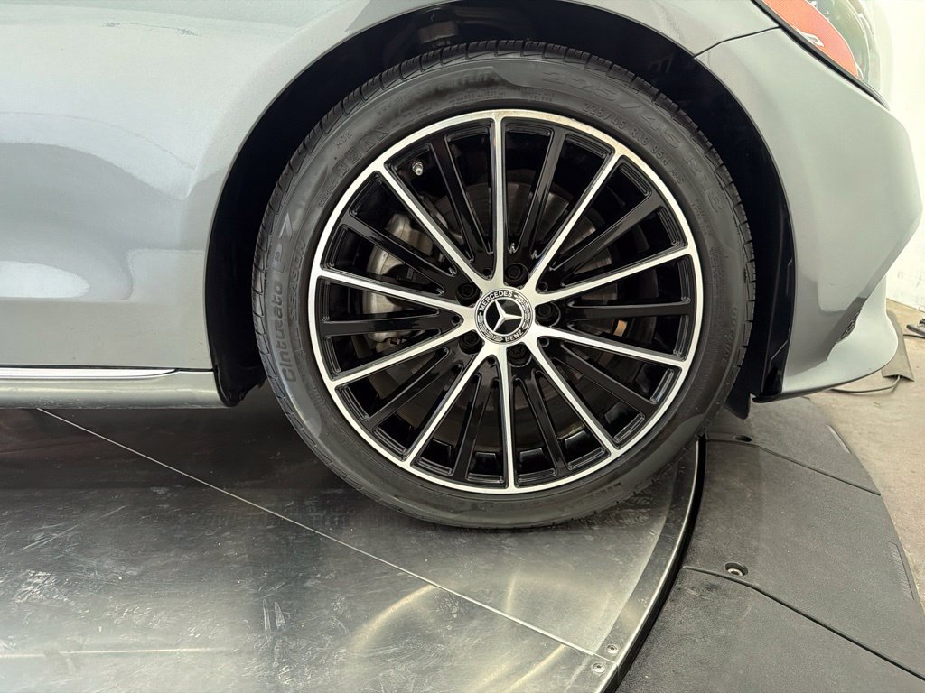 Used 2021 Mercedes-Benz C 300 Sedan image 10