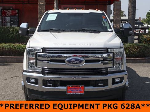 Used 2017 Ford F350 Lariat w/ Chrome Package image 3