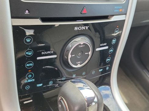 Used 2013 Ford Edge Limited w/ Driver Entry Pkg FWD image 38
