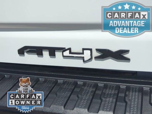 Used 2025 GMC Sierra 2500 AT4X image 36