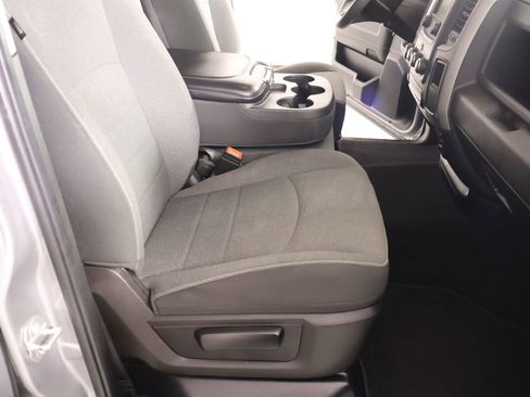 Used 2021 RAM 1500 Tradesman w/ Tradesman SXT Package image 11