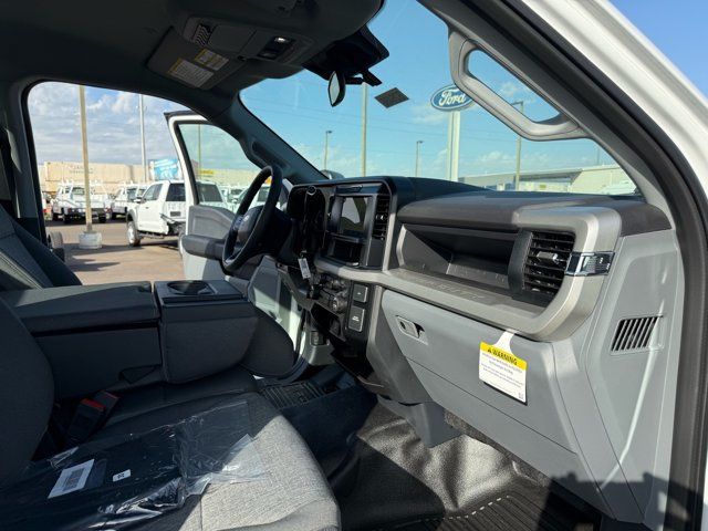 New 2026 Ford F550 4x4 Regular Cab Super Duty image 14