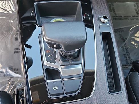 Used 2023 Audi Q5 2.0T Premium Plus w/ Premium Plus Package image 12