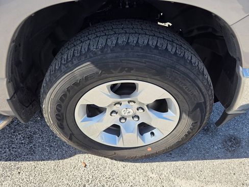 Used 2023 RAM 1500 Big Horn image 19