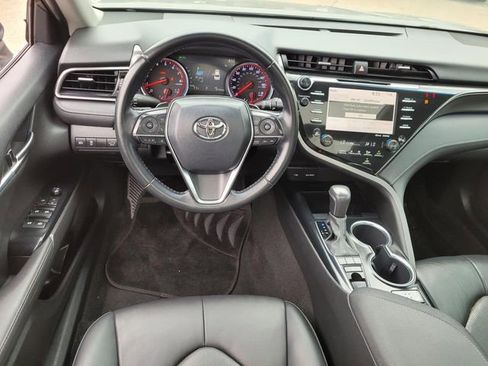 Used 2020 Toyota Camry XSE image 13