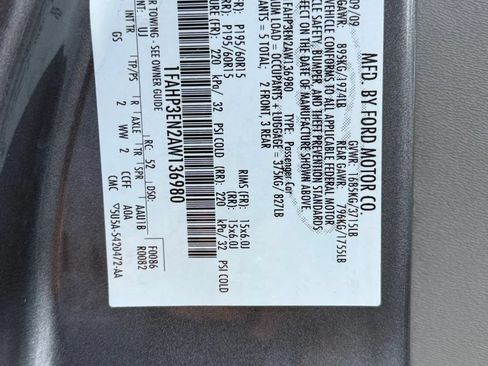 Used 2010 Ford Focus S FWD image 37
