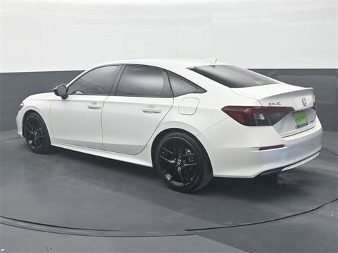 Certified 2025 Honda Civic FWD Hybrid Sedan image 5