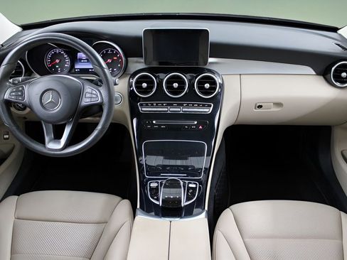 Used 2016 Mercedes-Benz C 300 4MATIC Sedan image 18