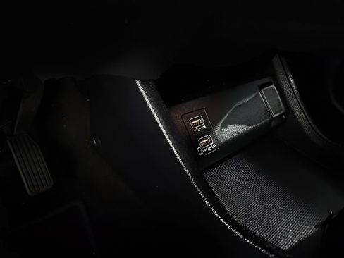 Used 2019 Honda HR-V EX image 29
