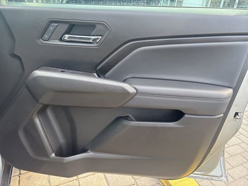 Used 2024 GMC Canyon Elevation w/ Convenience Package image 30