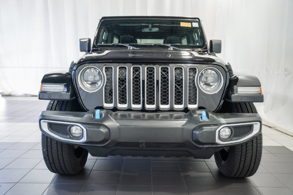 Used 2023 Jeep Wrangler Unlimited Sahara AWD/4WD image 2