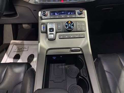 Used 2021 Hyundai Palisade Calligraphy image 17