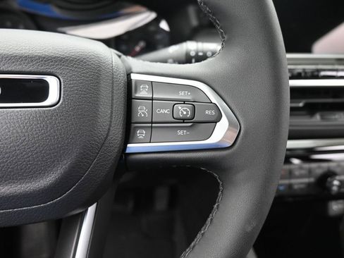 New 2026 Jeep Compass Limited image 32