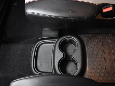 Used 2023 Dodge Durango GT image 29