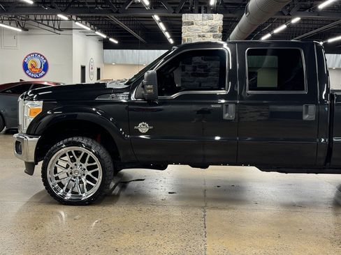 Used 2015 Ford F250 XLT w/ XLT Value Package AWD/4WD image 5