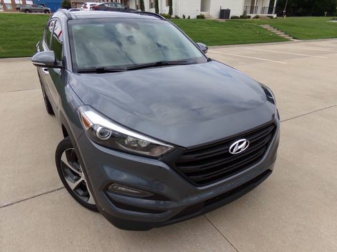Used 2018 Hyundai Tucson Limited w/ Ultimate Package 02 AWD/4WD image 9