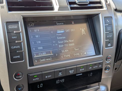 Used 2021 Lexus GX 460 Premium w/ Premium Package AWD/4WD image 17