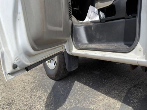 Used 2008 Chevrolet Express 3500 RWD image 26