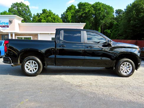 Used 2021 Chevrolet Silverado 1500 RST w/ Bed Protection Package image 6