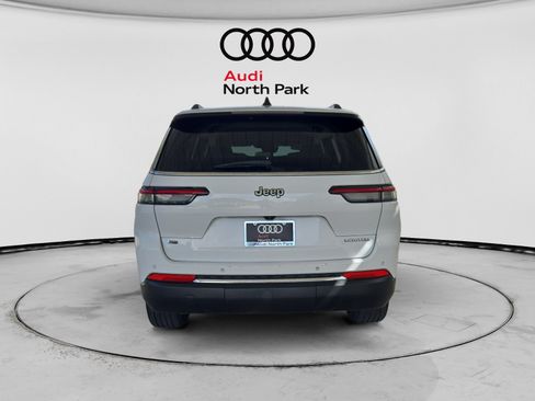 Used 2021 Jeep Grand Cherokee L Limited RWD image 4