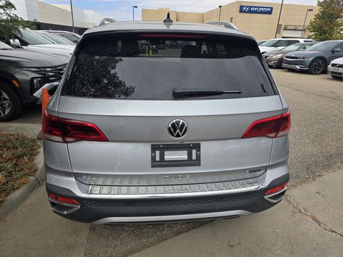 Used 2023 Volkswagen Taos SEL AWD/4WD image 16