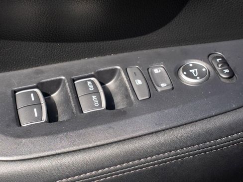 Certified 2024 Honda HR-V EX-L image 26