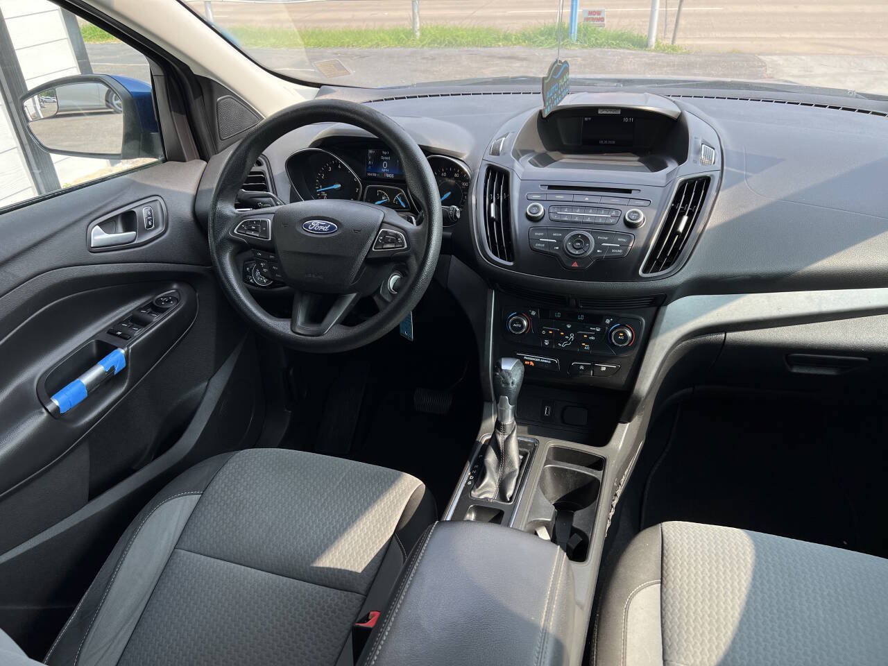 Used 2017 Ford Escape SE FWD image 24