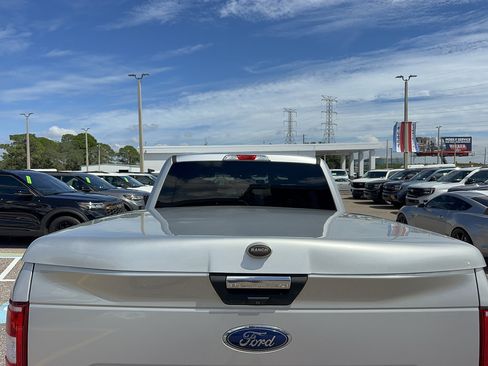 Certified 2018 Ford F150 XLT RWD image 7