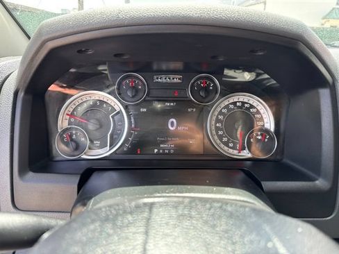 Used 2017 RAM 1500 Big Horn RWD image 9