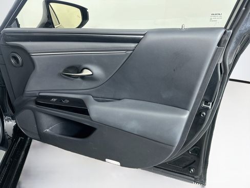Used 2023 Lexus ES 350 w/ Accessory Package (Z1) FWD image 34
