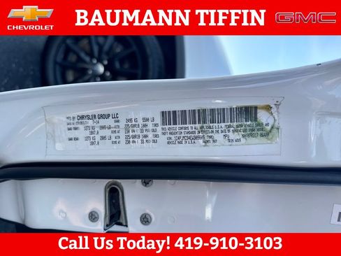 Used 2014 Jeep Cherokee Latitude AWD/4WD image 24