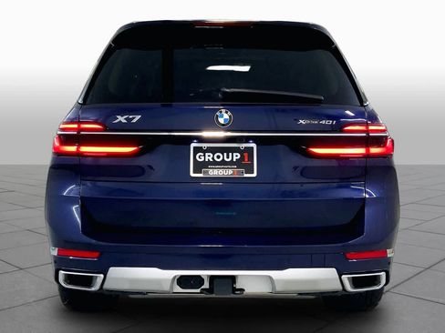Certified 2026 BMW X7 xDrive40i AWD/4WD image 4