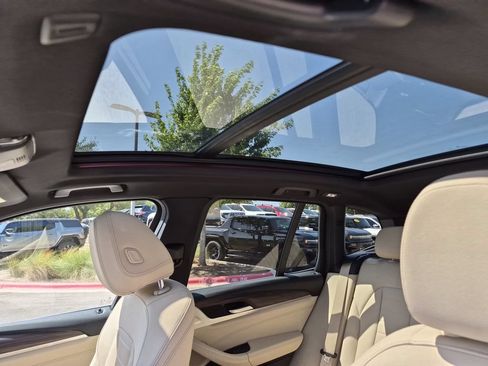 Used 2019 BMW X3 xDrive30i w/ Executive Package AWD/4WD image 31