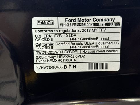 Used 2017 Ford Focus SE w/ Cold Weather Package FWD image 30