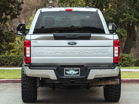 Used 2022 Ford F250 XLT w/ FX4 Off-Road Package image 15