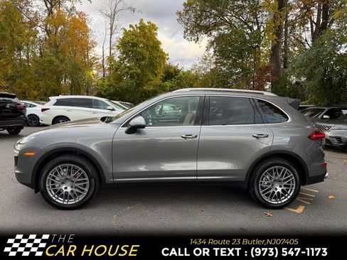Used 2017 Porsche Cayenne S image 7