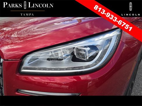 Used 2025 Lincoln Corsair Reserve image 7