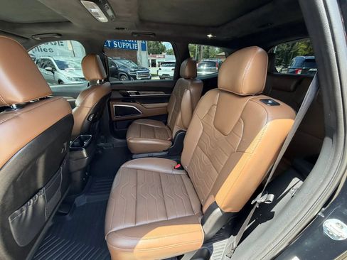 Used 2020 Kia Telluride SX w/ SX Prestige Package AWD/4WD image 27