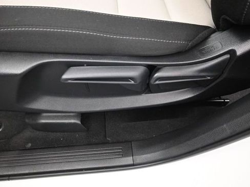 Certified 2025 Honda CR-V LX image 20