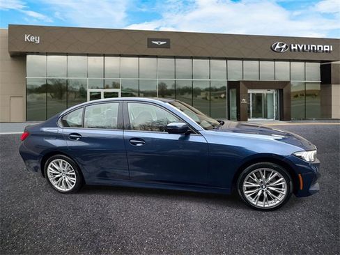 Used 2023 BMW 330i xDrive Sedan w/ Premium Package image 5