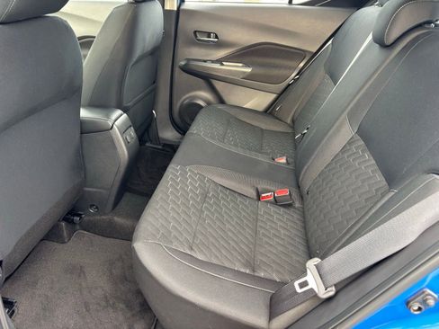 Used 2024 Nissan Kicks SV FWD image 14
