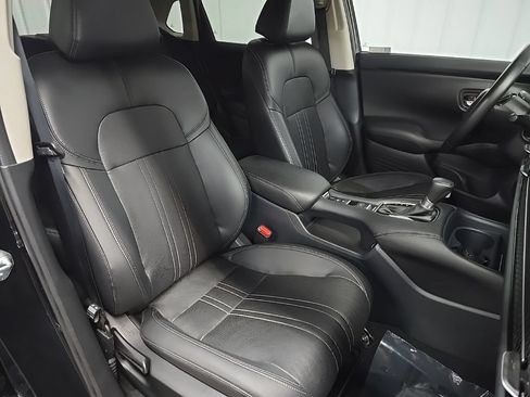 Used 2023 Honda HR-V EX-L image 15