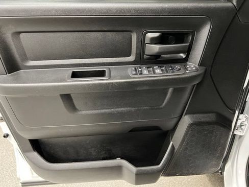 Used 2024 RAM 2500 Tradesman w/ Chrome Appearance Group AWD/4WD image 20