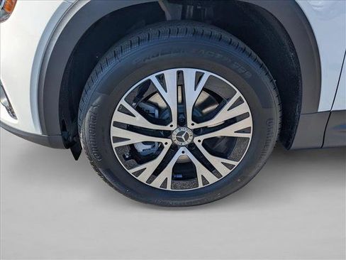 Certified 2026 Mercedes-Benz GLB 250 4MATIC image 8