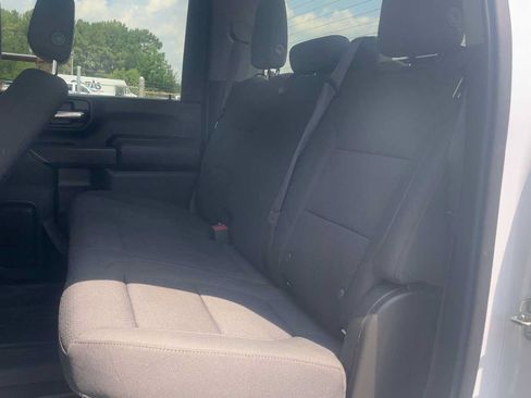 Used 2021 Chevrolet Silverado 2500 Custom w/ Custom Value Package AWD/4WD image 32