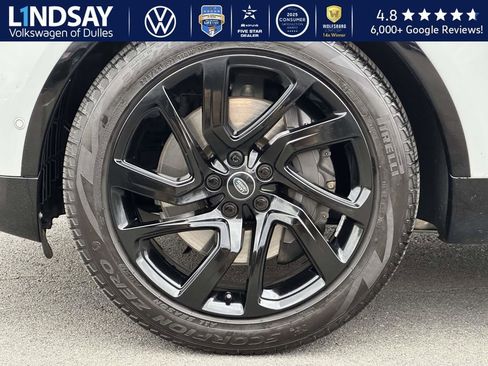 Used 2023 Land Rover Discovery S R-Dynamic image 7